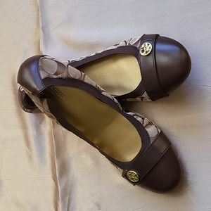 Coach Chelsea NWOB ladies ballet flats.Size 9.5B